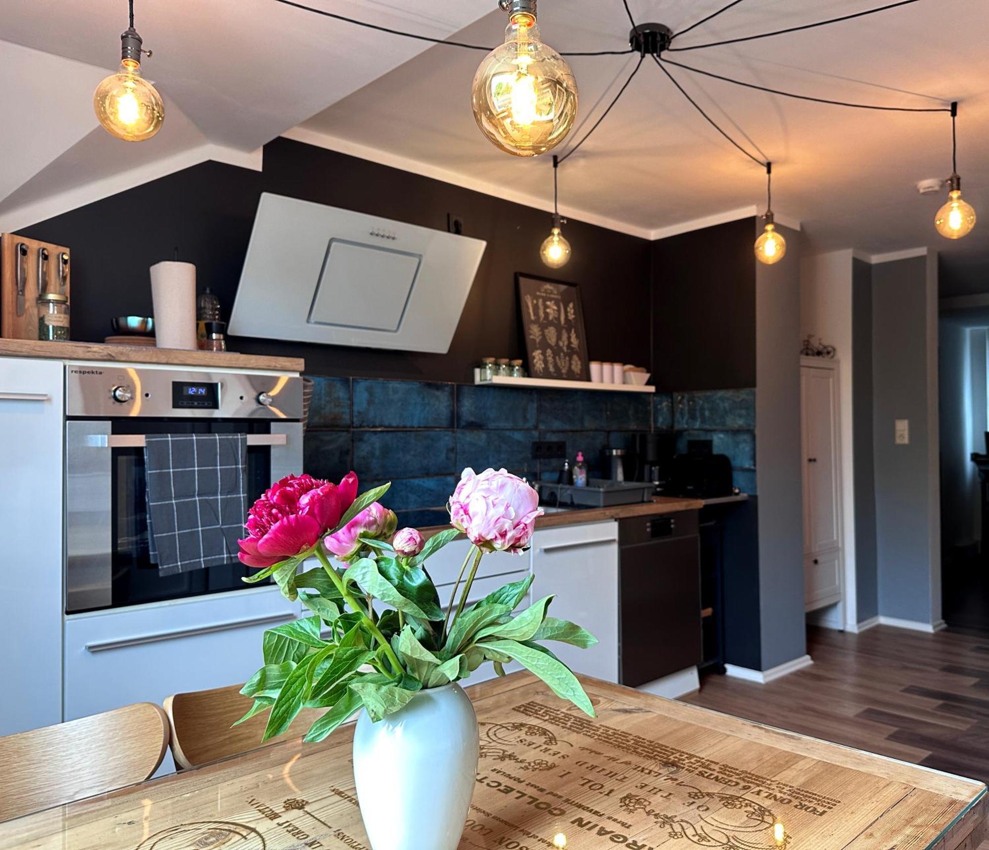 Apartment Alte Schule Wittenberg, 3 Fuer Bis Zu 12 Personen, An Der Elbe, Mit Garten Wittenberg